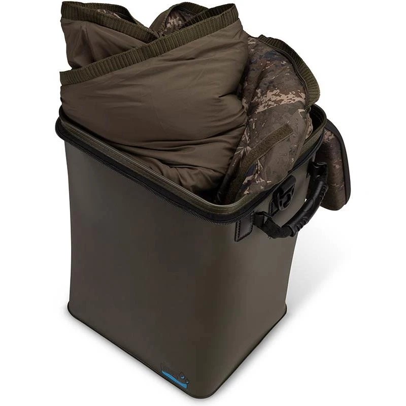 SAC À ACCESSOIRES NASH WATERBOX 220 1 SAC À ACCESSOIRES NASH WATERBOX 220